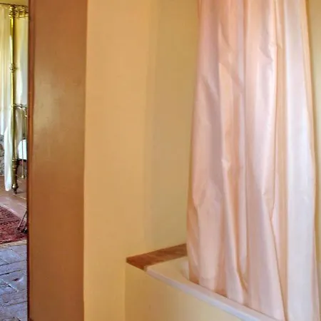 Sleeps 10 Pool Wifi Civitella de'Conti